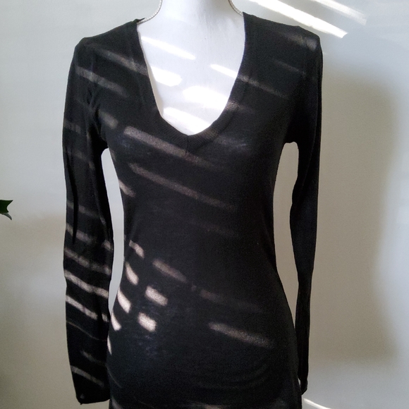 Babakul Classic Black V-Neck Sweater - Picture 6 of 9